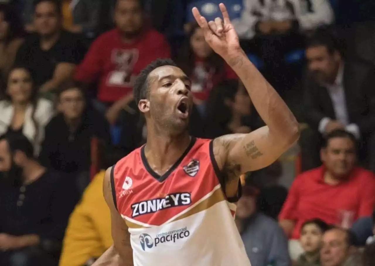 Rain or Shine pushes through with import switch, replaces Michael Qualls with Greg Smith II