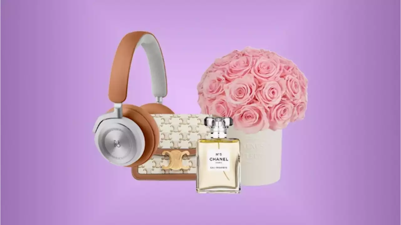 The 60 Best Valentine’s Day Gifts for Your Wife, From Cashmere Sweatpants to High-End Handbags