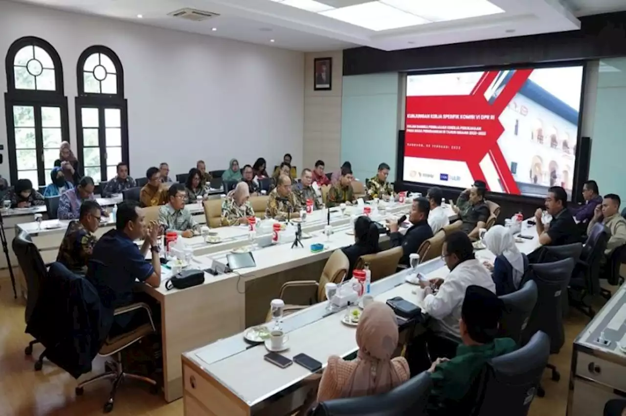 Pos Indonesia Berharap Dukungan DPR Jadi Holding BUMN Logistik