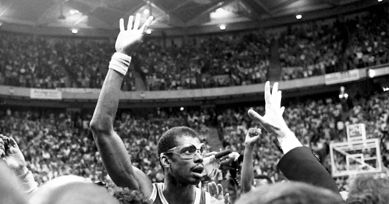 The Utah Jazz tried, but they couldn’t stop Kareem Abdul-Jabbar’s record-breaking night