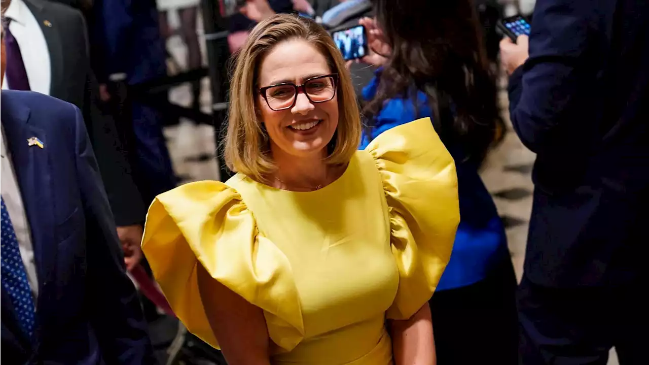 Kyrsten Sinema’s Bold State of the Union Dress Was the Talk of Twitter