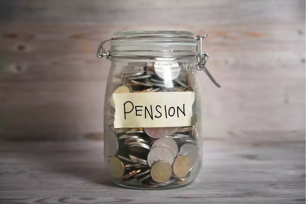 The pension clinic: pros and cons of taking the 25 per cent tax-free lump sum in one go