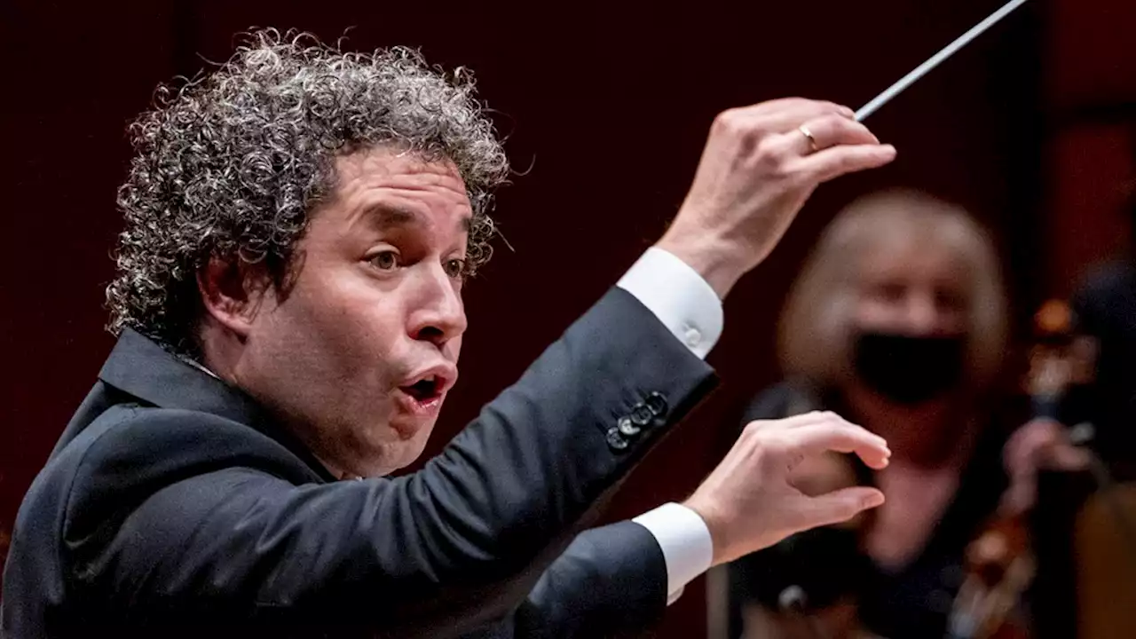 Gustavo Dudamel, Famed L.A. Phil Conductor, to Leave for New York Philharmonic