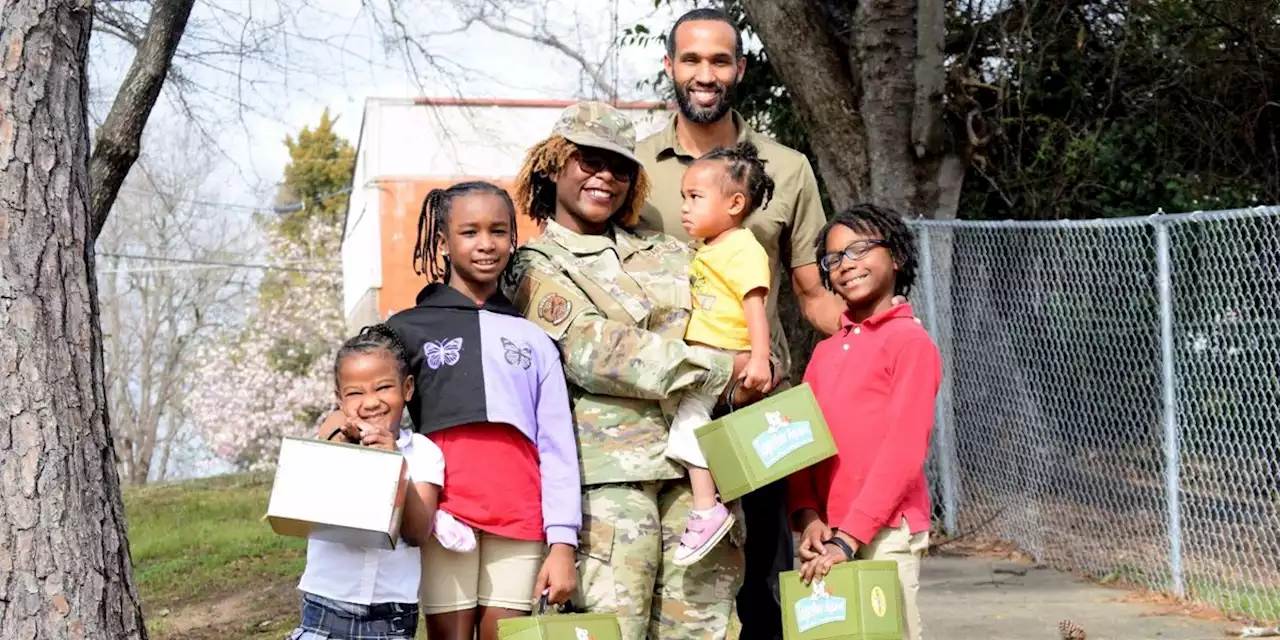 Montgomery students gets surprise visit from military mom