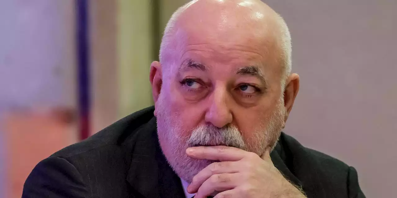 Prosecutors Charge Russian Who Managed Oligarch Viktor Vekselberg’s U.S. Properties