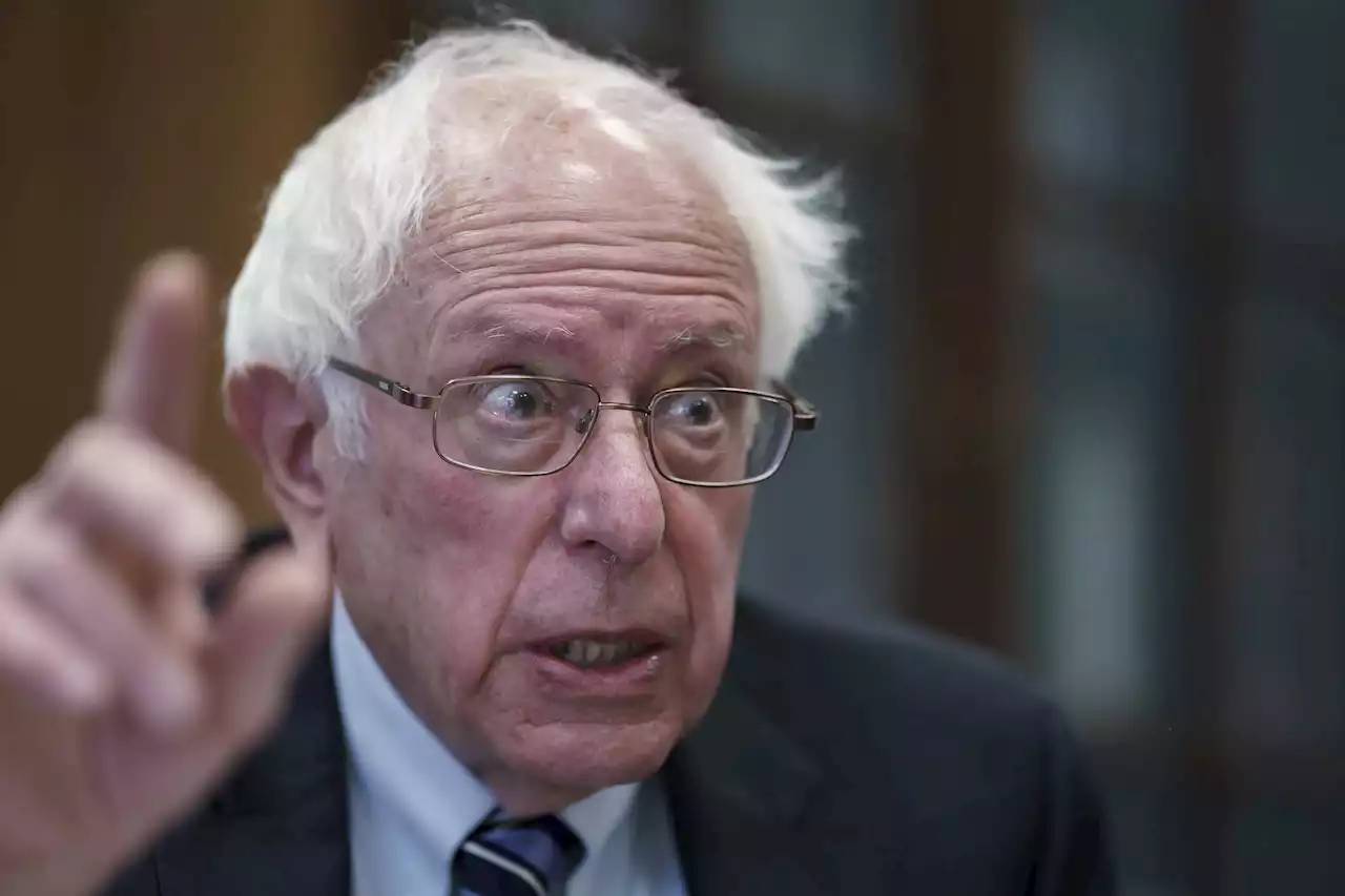 In new role, Sanders demands answers from Starbucks' Schultz