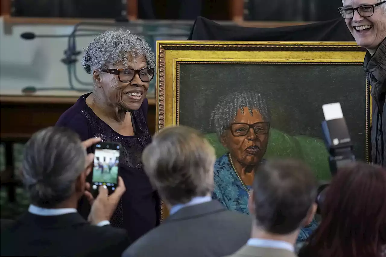 Opal Lee, 'grandmother of Juneteenth,' gets Texas portrait