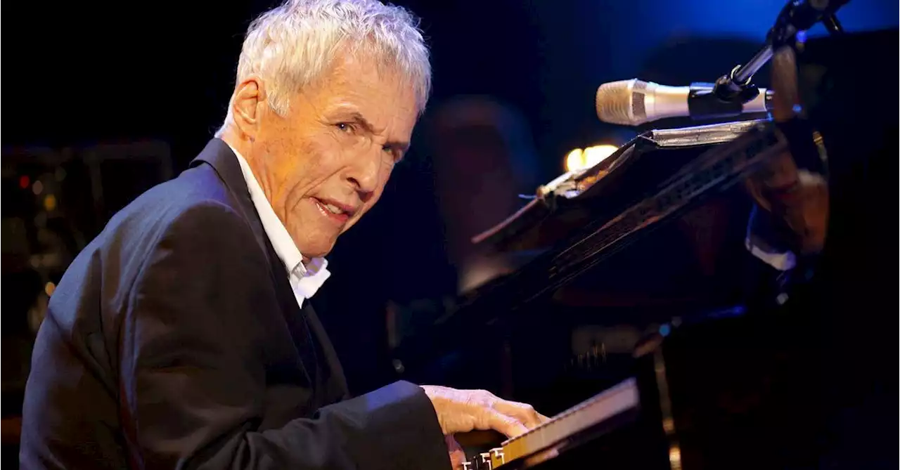 Muere el gran compositor de canciones pop de los años 60, Burt Bacharach