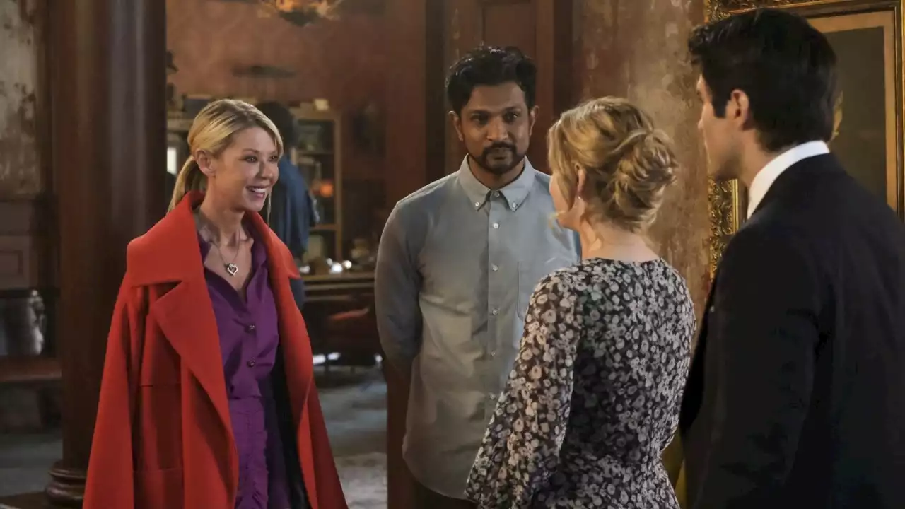 'Ghosts': Tara Reid Visits the Manor, Asher Grodman on Trevor Episode