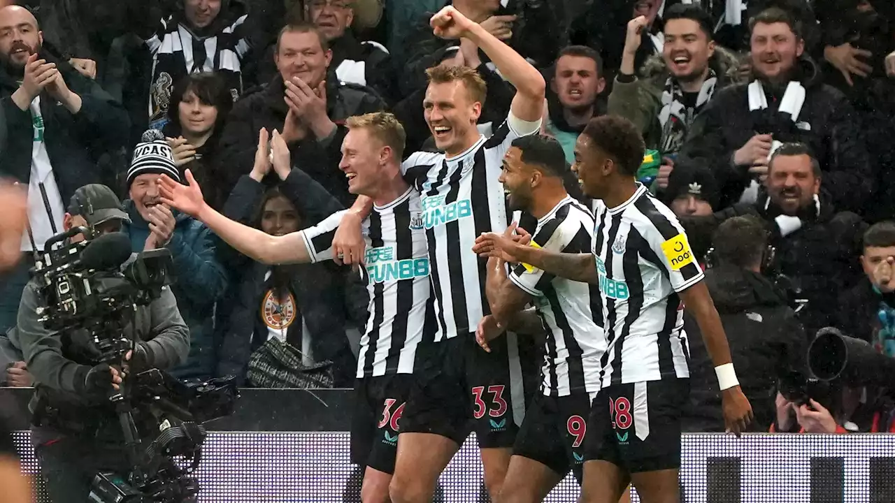 Newcastle 'are hanging on': Neville tips Magpies to fall away and 'finish outside the top four' - Football365