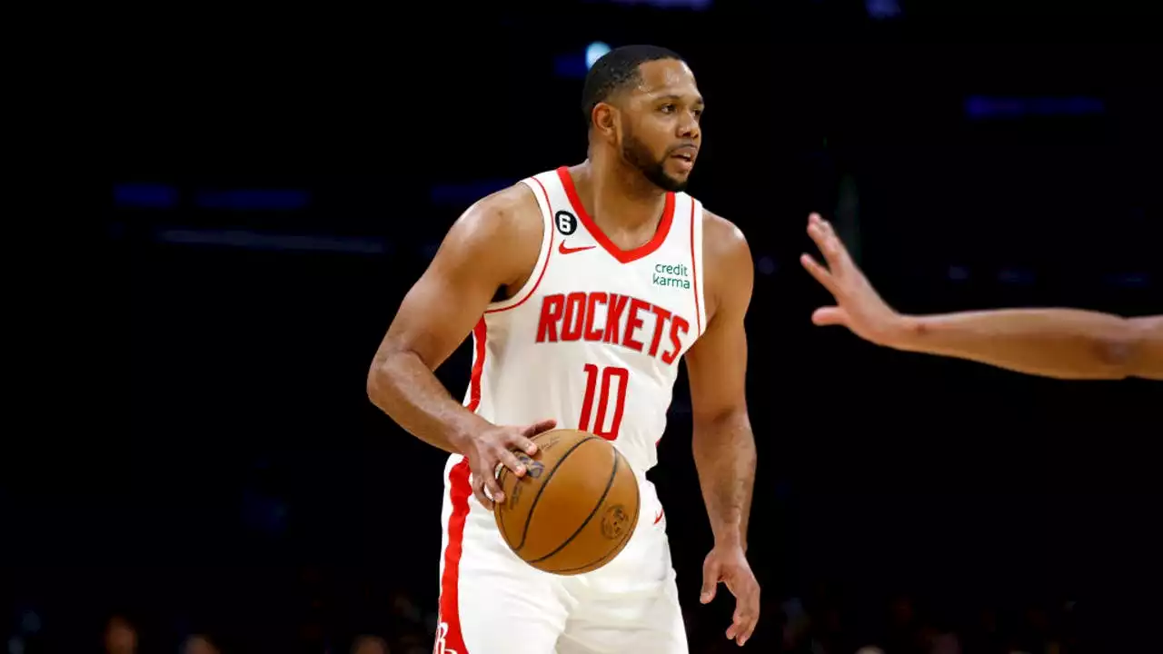 LA Clippers welcome back Eric Gordon, sign center Mason Plumlee ahead of NBA's trade deadline