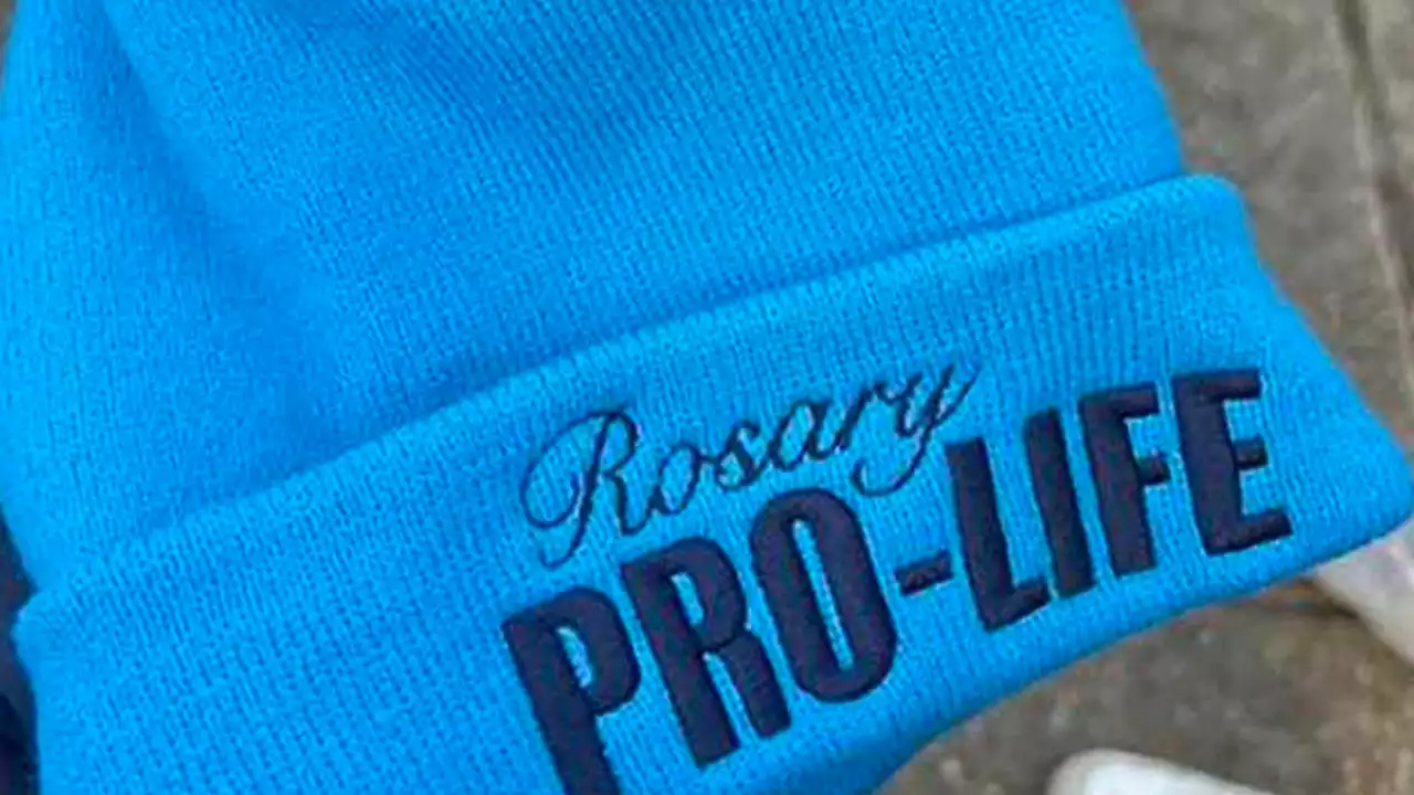 Smithsonian sued by Catholic students kicked out of museum for wearing pro-life hats