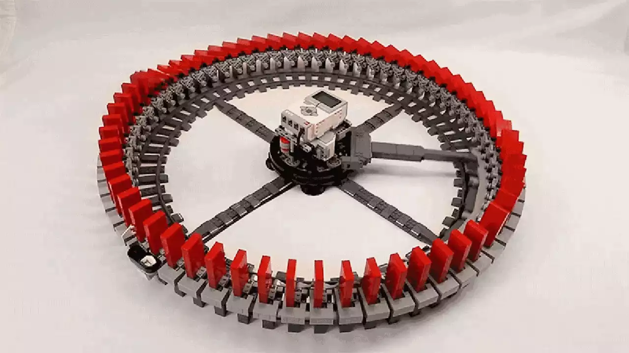 Mesmerizing Self-Stacking Lego Domino Machine Can Hit Two Million Topples Per Day