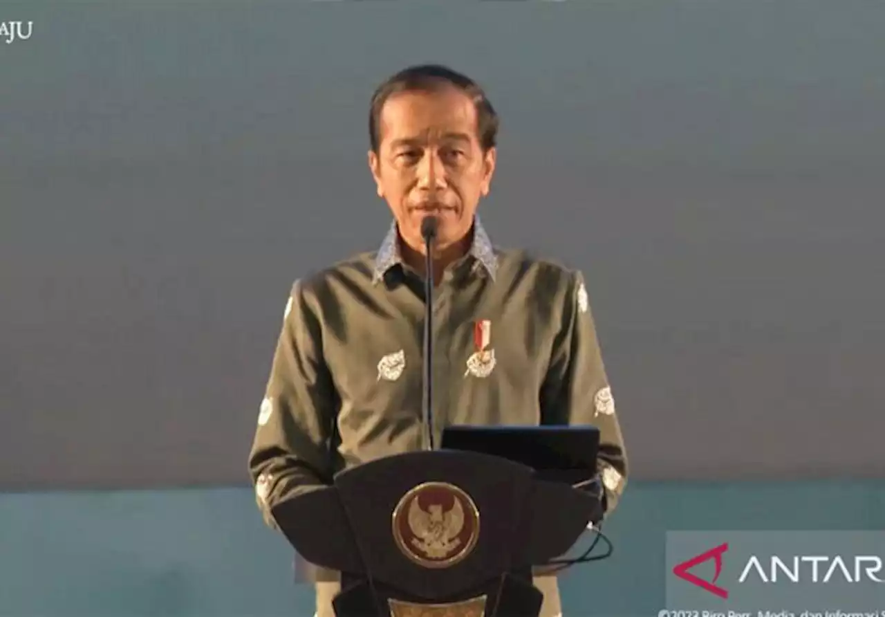 Jokowi Minta Perpres Keberlanjutan Media Rampung Dalam Sebulan