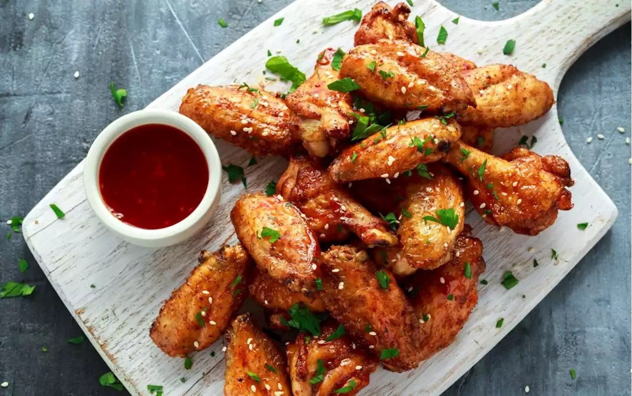 How to get cheap wings and other snacks for the Super Bowl