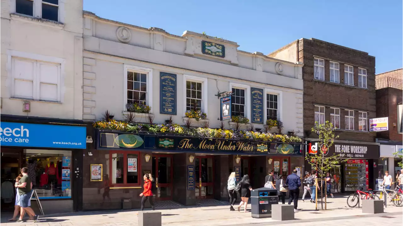 Wetherspoons increase price of food and pints by 7.5 per