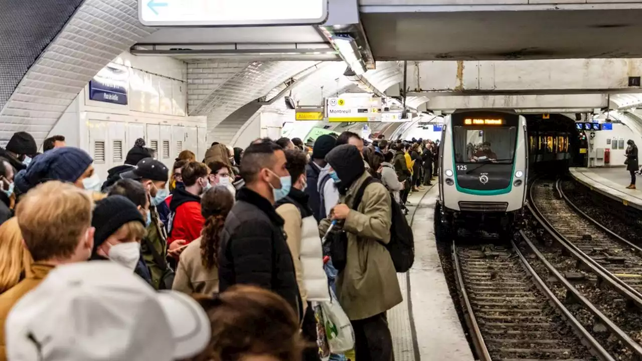 Transports défaillants en Ile-de-France : les usagers seront remboursés de la moitié du Pass Navigo