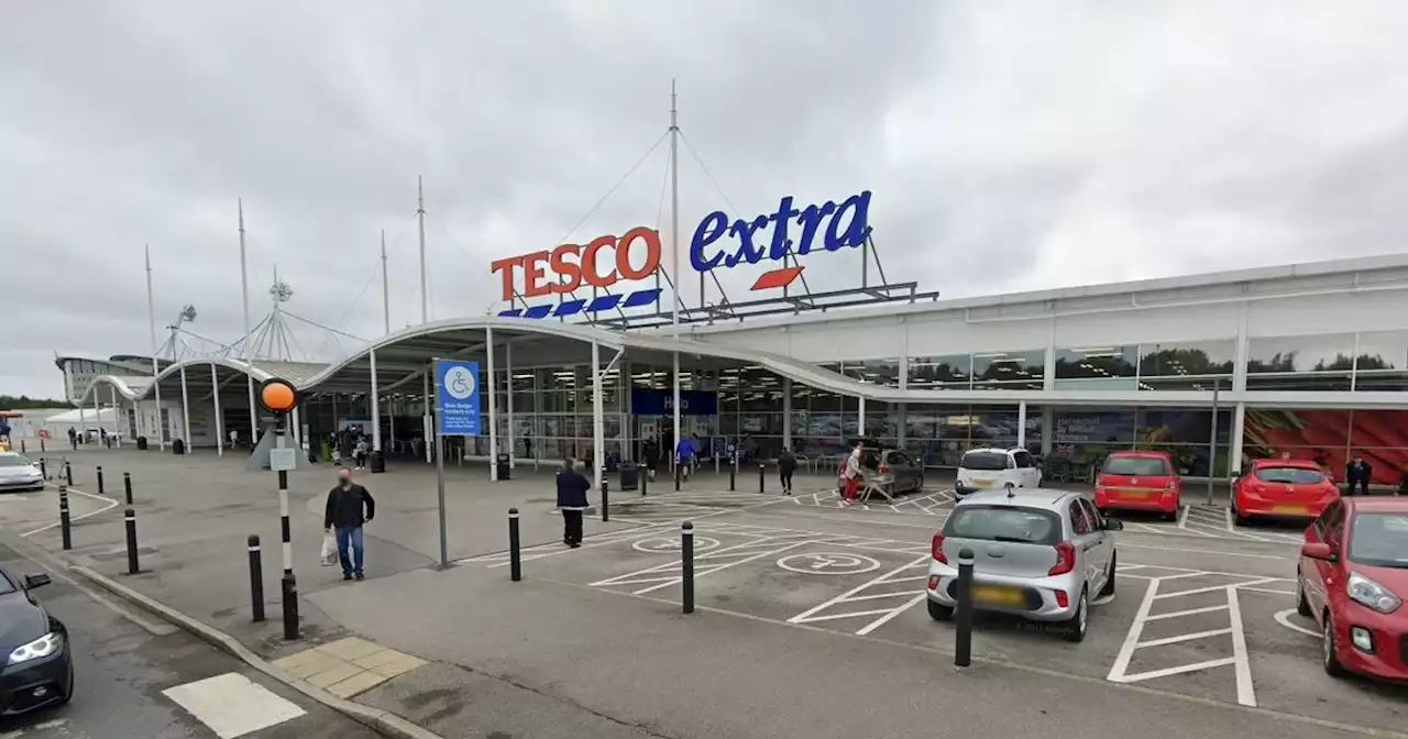 'Suspicious' incident causes shoppers to be evacuated from Tesco at Middlebrook