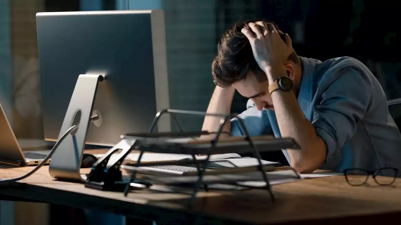 Qué es el burnout: cuáles son sus síntomas y cómo se trata