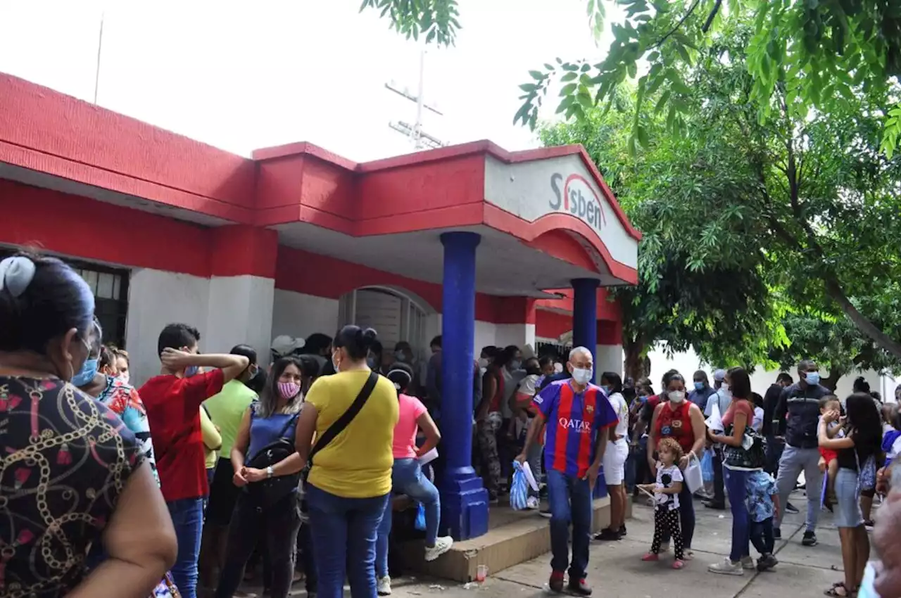 Fila del Sisbén es un “infierno” en Valledupar: abusos, desórdenes y hasta atracos - Pulzo