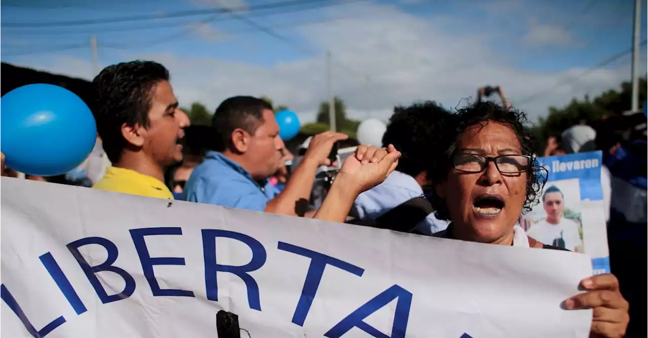 Over 200 Nicaraguan prisoners, including top Ortega critics, freed and sent to U.S.