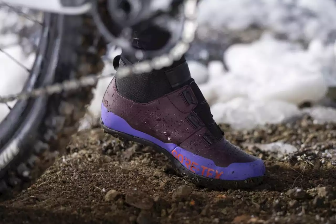 How to keep your feet warm cycling — fend off cold feet on the bike with these toasty tips