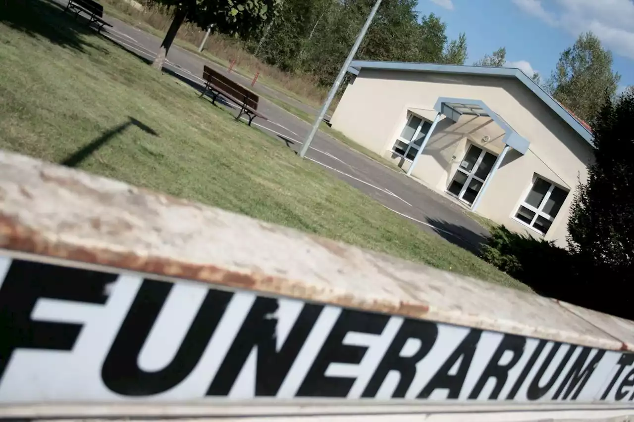 Déclarée morte, une femme de 82 ans se réveille à la chambre mortuaire