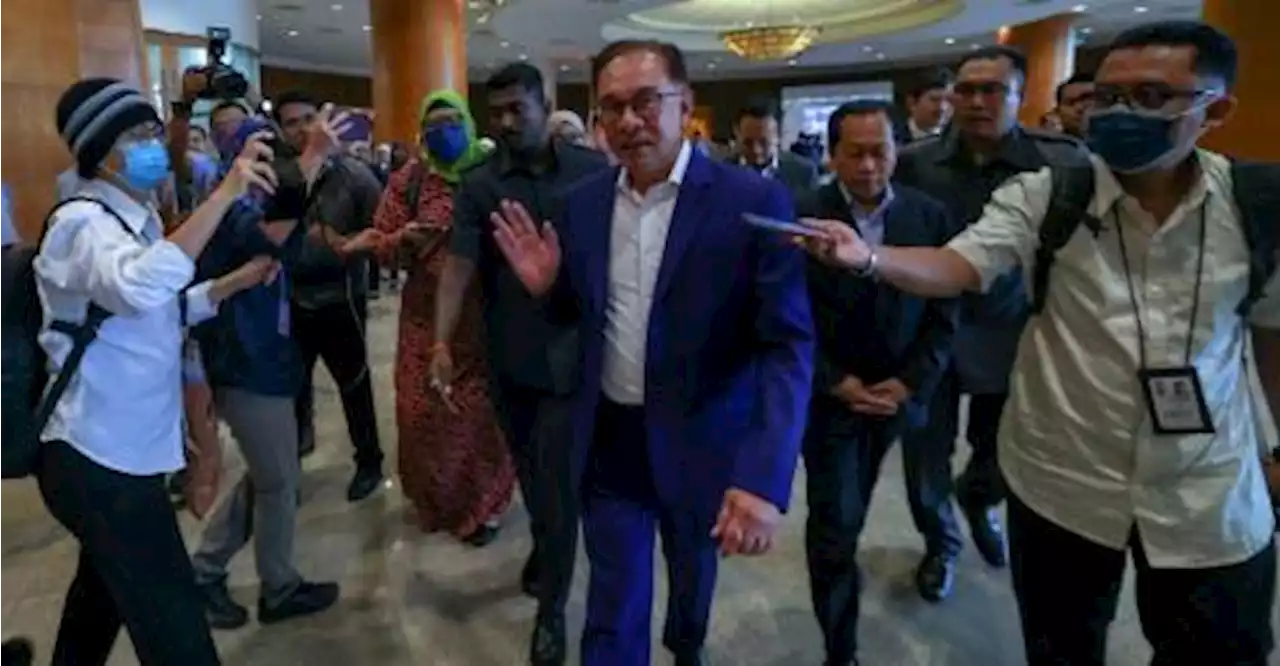 Zambry: Anwar and Prayuth expected to engage in negotiations for peace in Southern Thailand