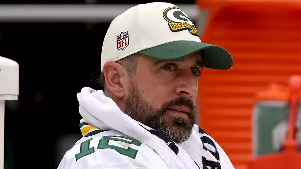 Aaron Rodgers Defends Darkness Retreat, Don't Judge Me!