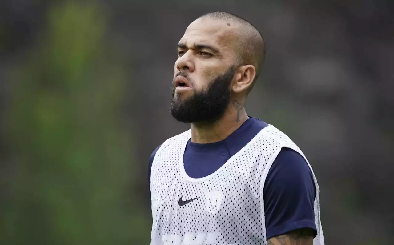 Demandante de Dani Alves, en contra de que obtenga libertad condicional