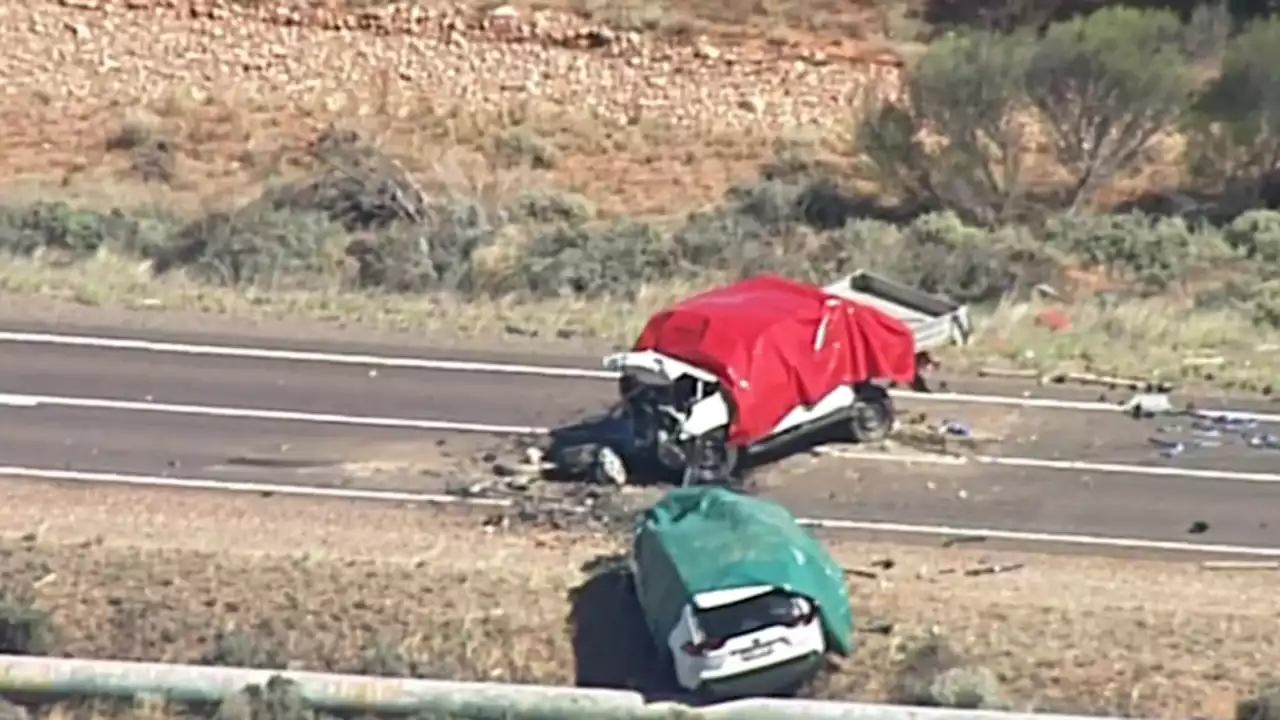 Man and woman dead in horror highway crash in South Australia