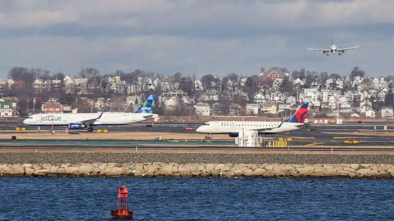 FAA investigating close call involving JetBlue plane at Boston airport