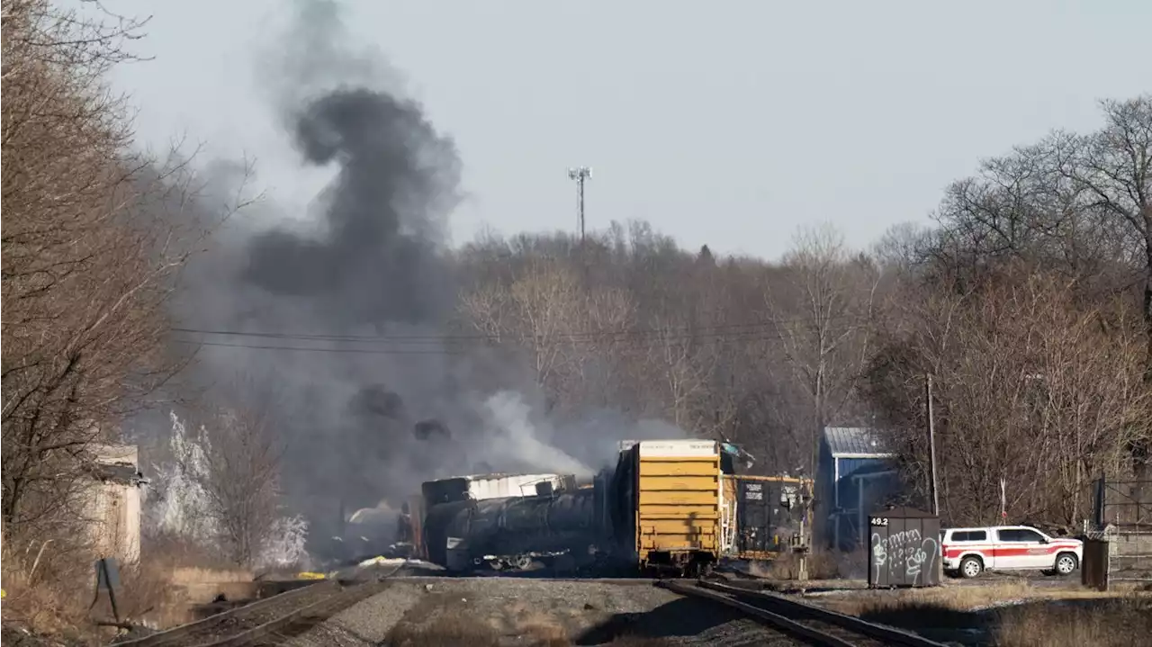 Senators to introduce bipartisan rail safety bill after Ohio train derailment