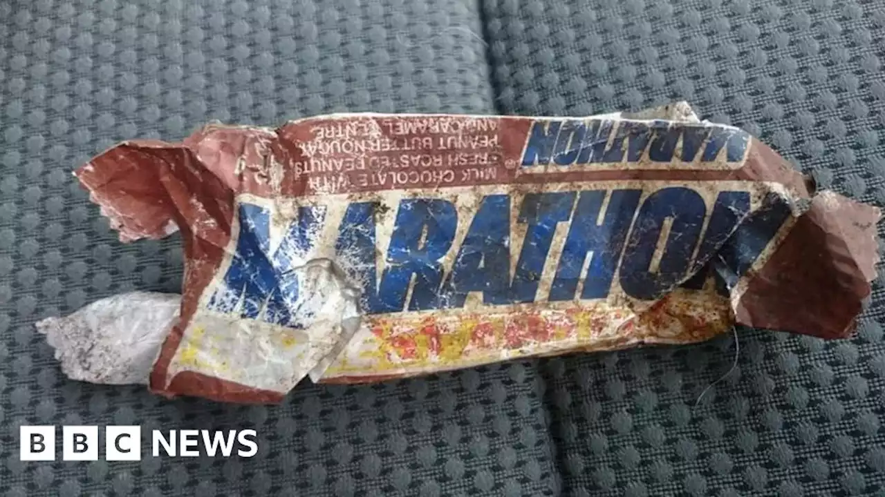 Marathon bar wrapper among litter pick finds in Wickford