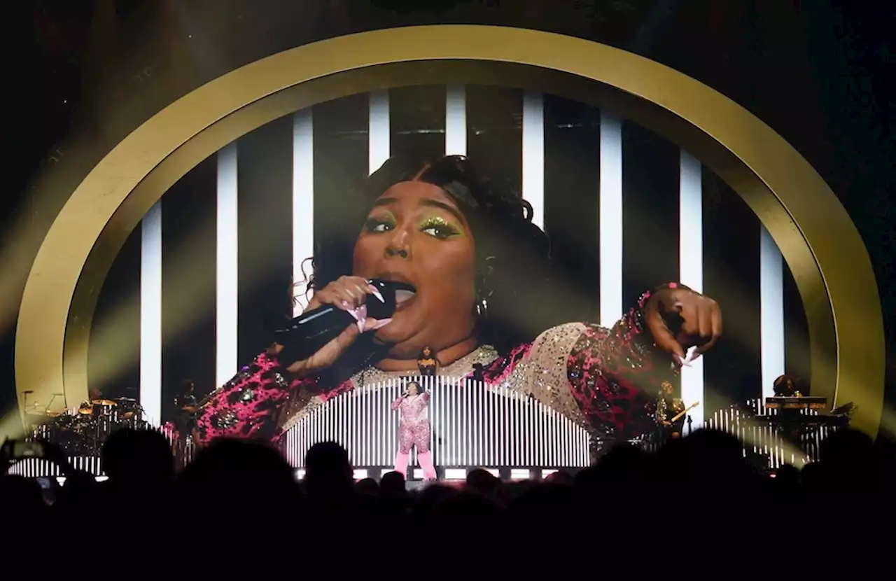 Hohepriesterin der Selbstliebe: Lizzo auf Tour in der Mercedes-Benz-Arena