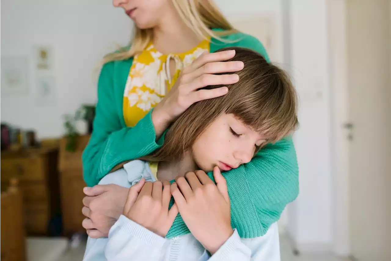 Misshandlung in der Kindheit: Mütter „vererben“ eigene Traumata an ihre Kinder