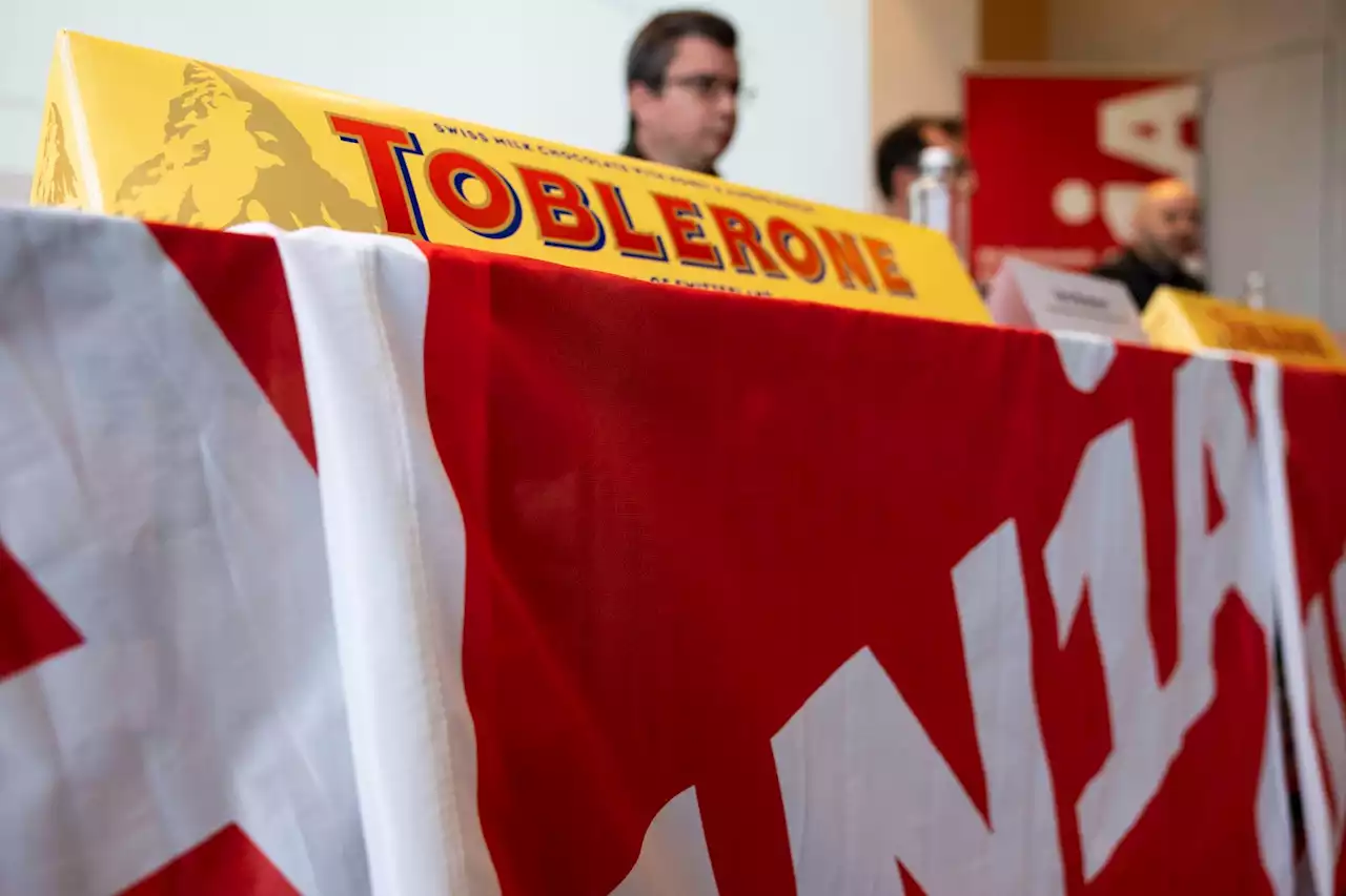 Personal zunehmend unter Druck – Harter Lohn­kampf in der Berner Toblerone-Fabrik