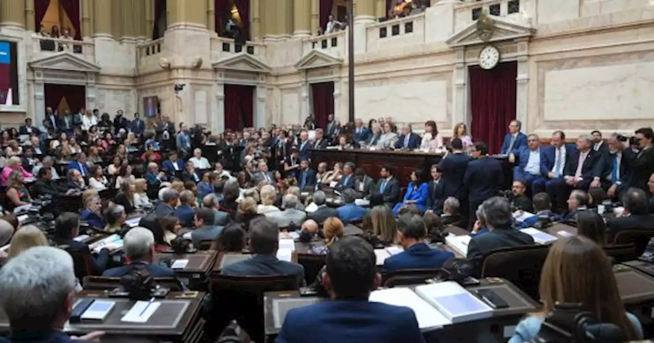 Los que se fueron, los cruces y todo lo que no se vio de la Asamblea Legislativa