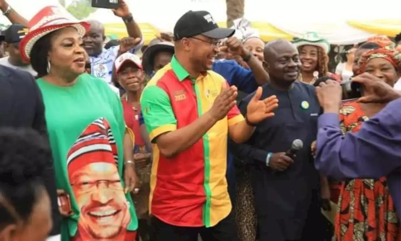 Abia 2023 guber: PDP chieftain Damian Ozurumba, supporters defect to YPP