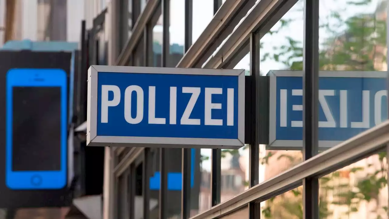 Frankfurt am Main: Rassistische Äußerungen in Chats - Landgericht lässt Anklage gegen Polizisten nicht zu