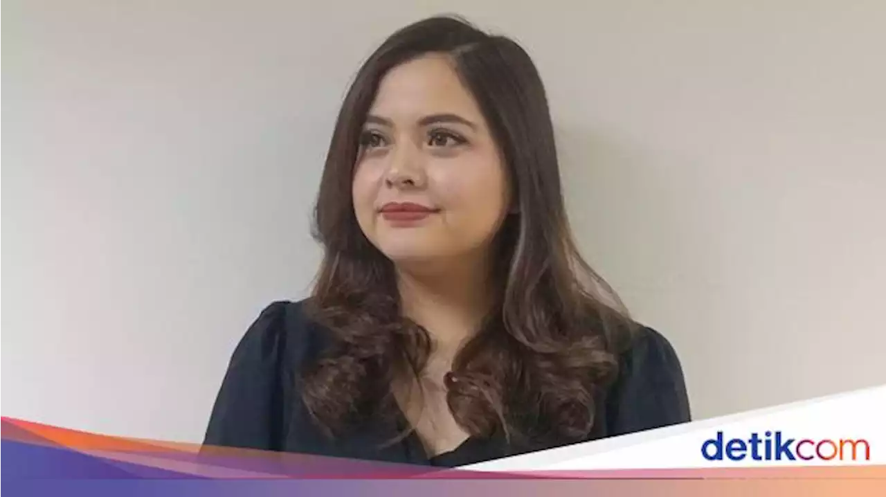 Haru! Tasya Kamila Tulis Ini Saat LDR Lagi dengan Suami