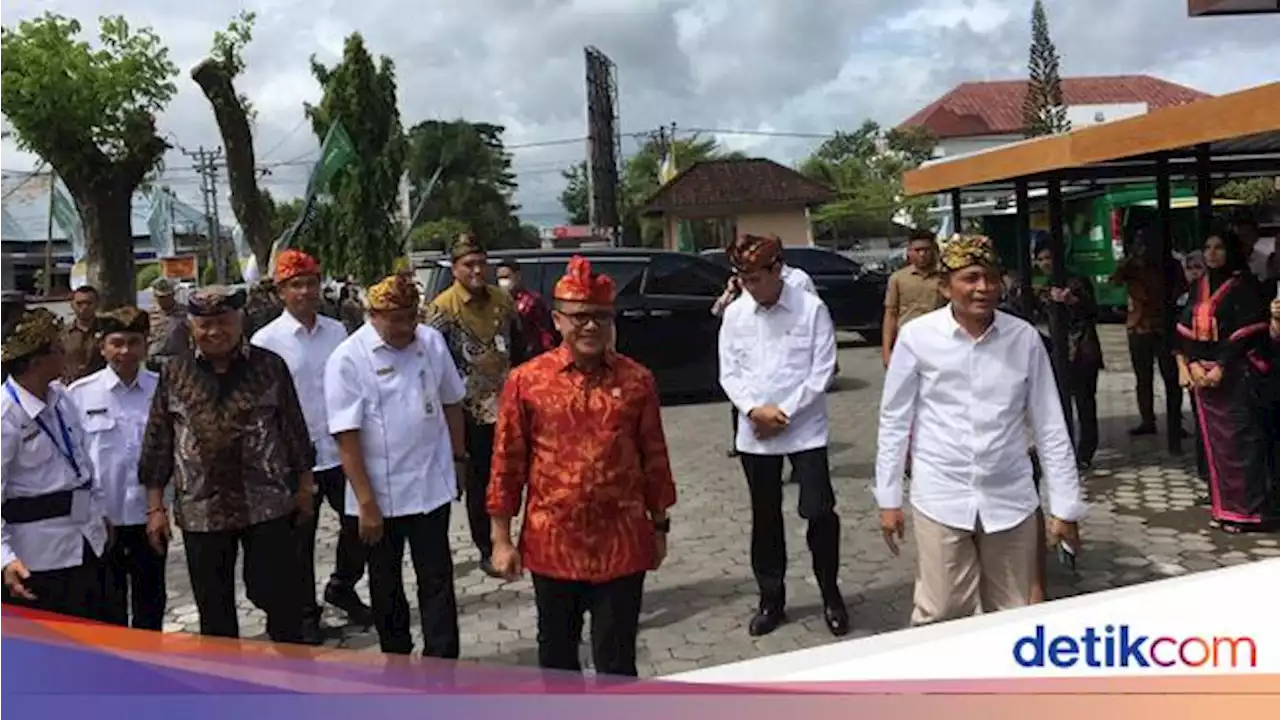 MenpanRB Resmikan Mall Pelayanan Publik di Lombok Tengah