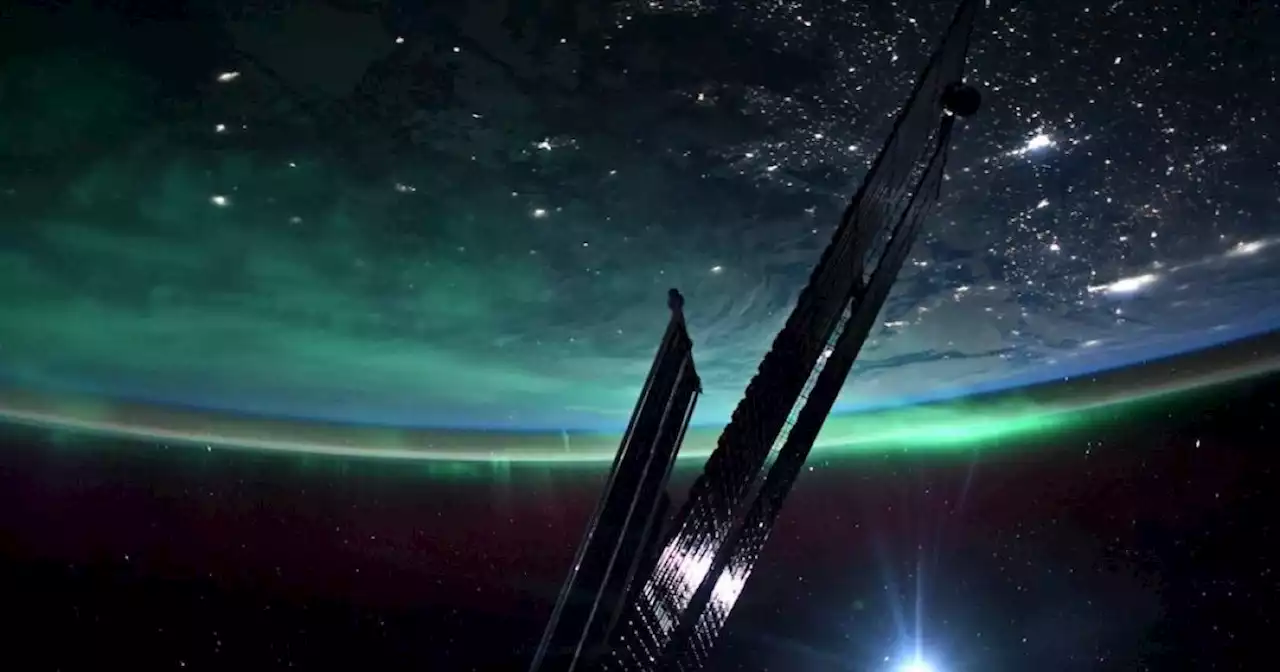 Astronaut captures unreal aurora image from space station | Digital Trends