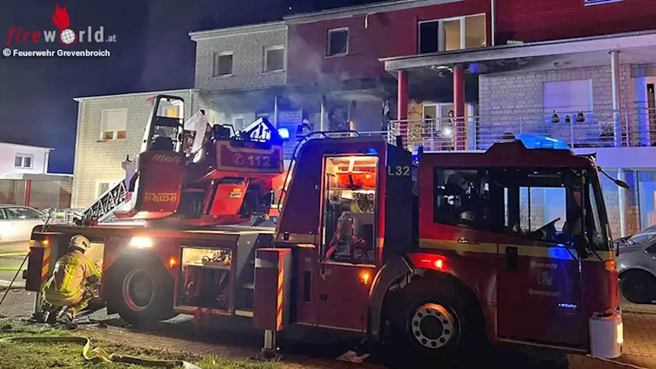 D: Ein Toter und zwei Verletzte nach Wohnungsbrand in Grevenbroich