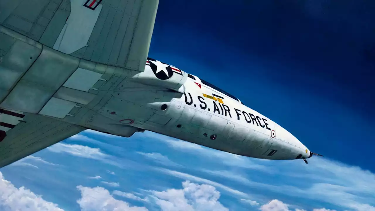 US Air Force looks to make jet fuel out of thin air