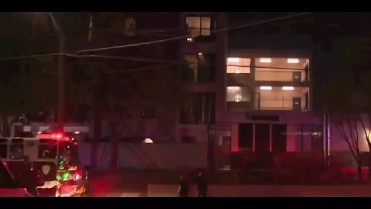 2 hospitalized in critical condition after apartment complex fire north of downtown, SAFD says