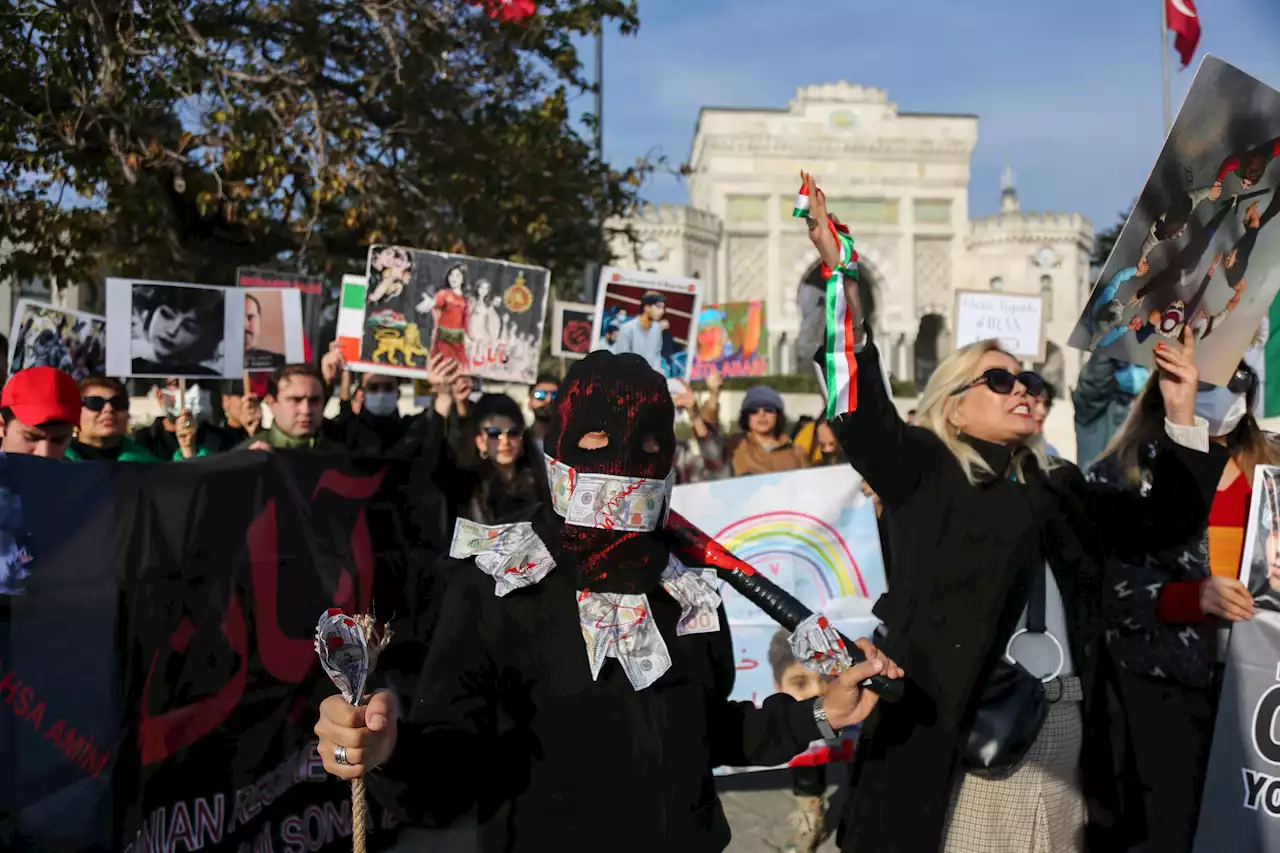 Irán abre una investigación tras una oleada de envenenamientos en colegios femeninos durante varios meses