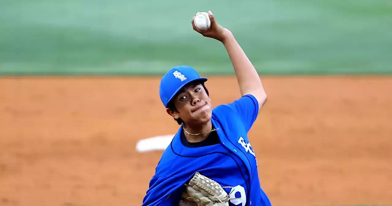 Left-handed pitchers offer gold-like value for high school teams