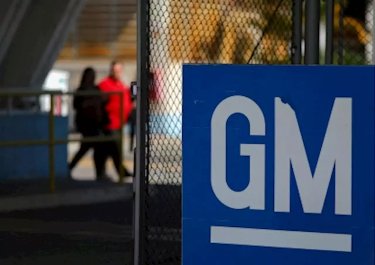 GM cutting hundreds of jobs to reduce costs