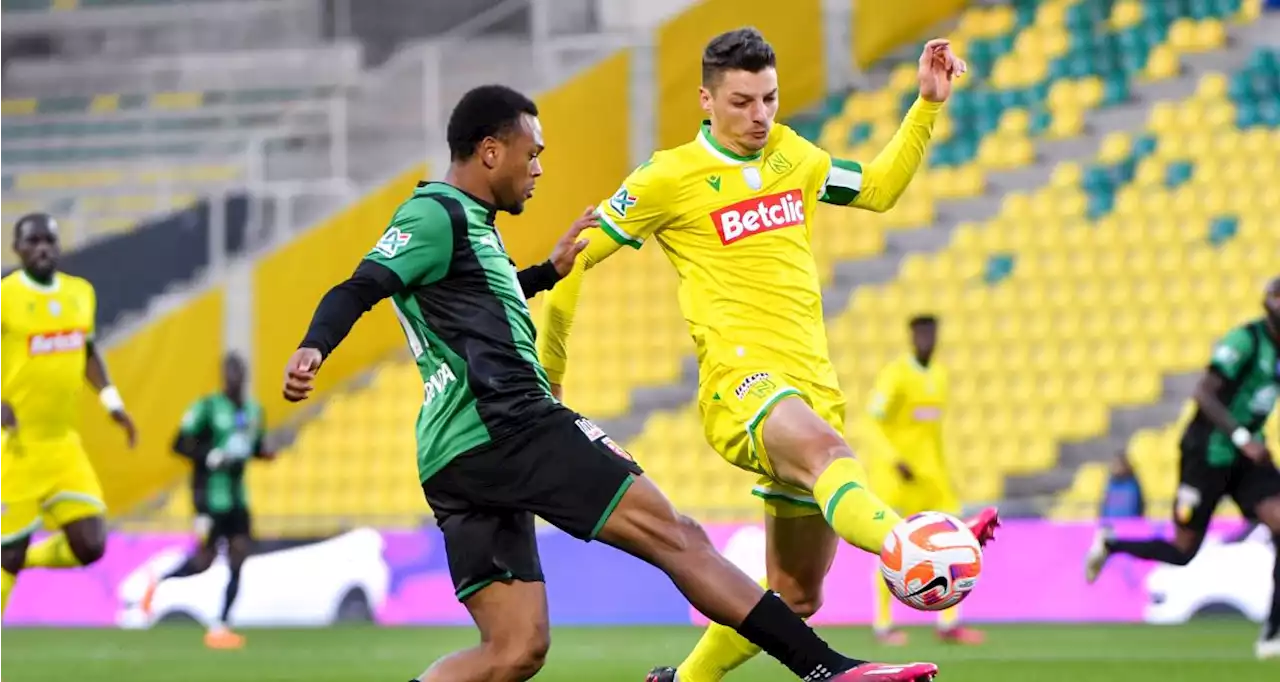 🚨 Nantes - Lens : les Canaris ne lâchent pas les Lensois à la pause